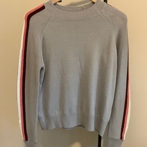RD Style Greyish/Blue sweater with multicolored striped sleeves